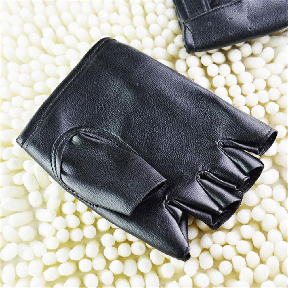 Guanti Unisex Mezze Dita in Pe - Leather Driving Glove recensione e prezzo
